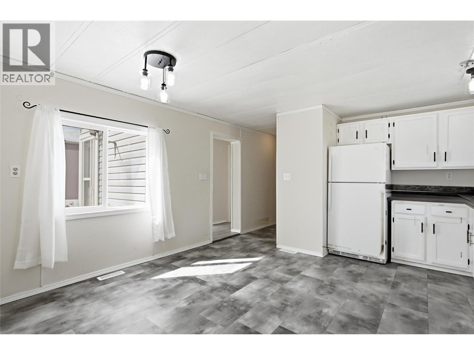 #20 1000 Mesa Vista Court - 15