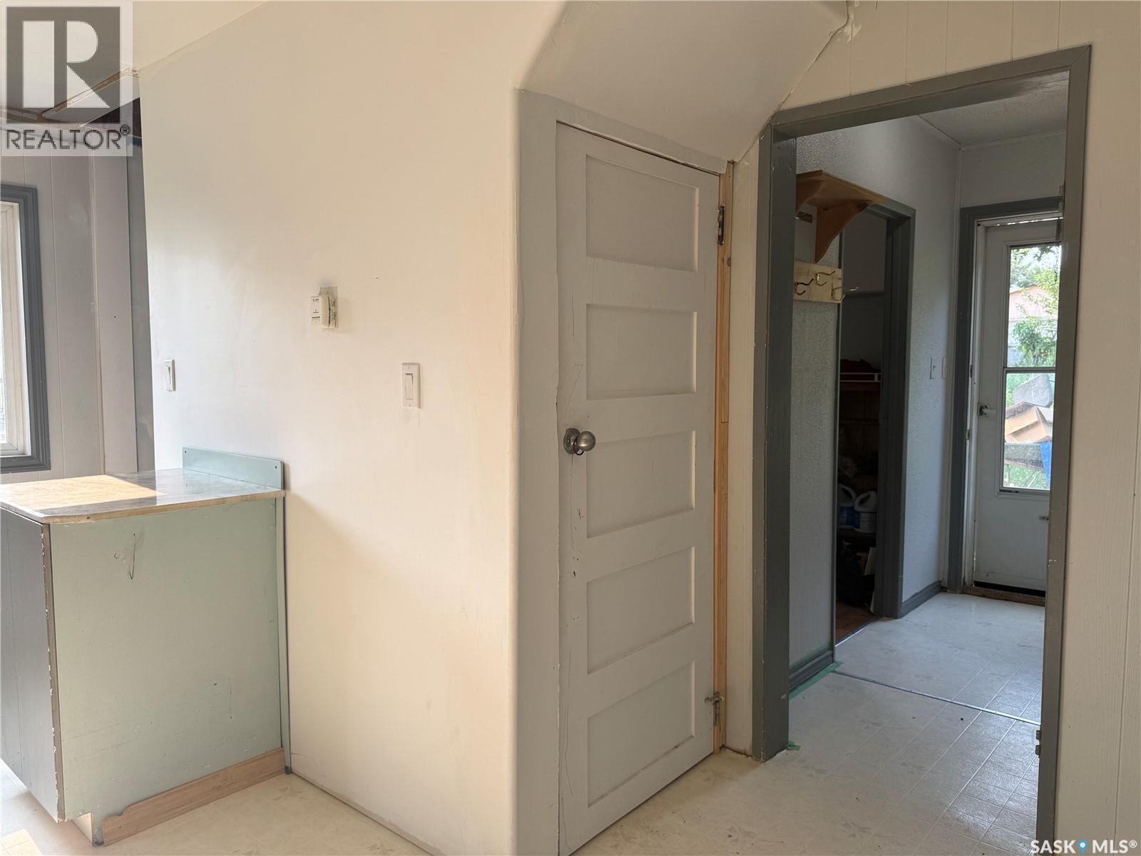 25 Home STREET W - Image 21