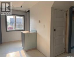 25 Home Street W, Moose Jaw, SK S6H4X2 Photo 20