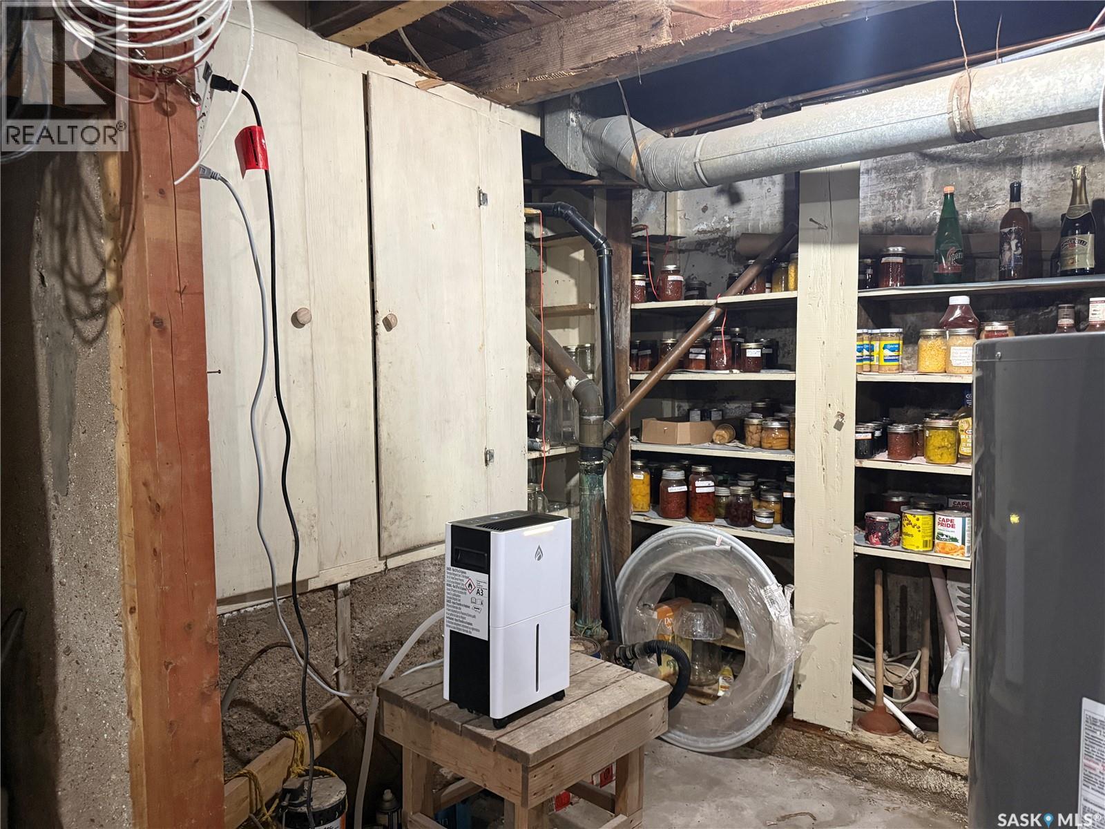 25 Home STREET W - Image 36