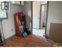 25 Home Street W, Moose Jaw, SK S6H4X2 Photo 26