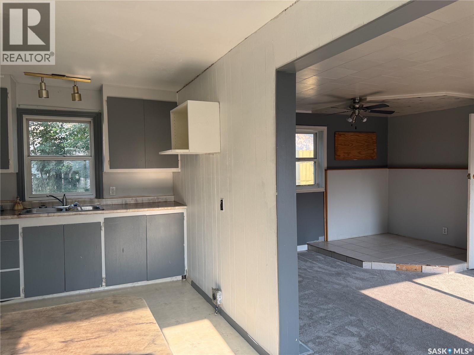25 Home STREET W - Image 18