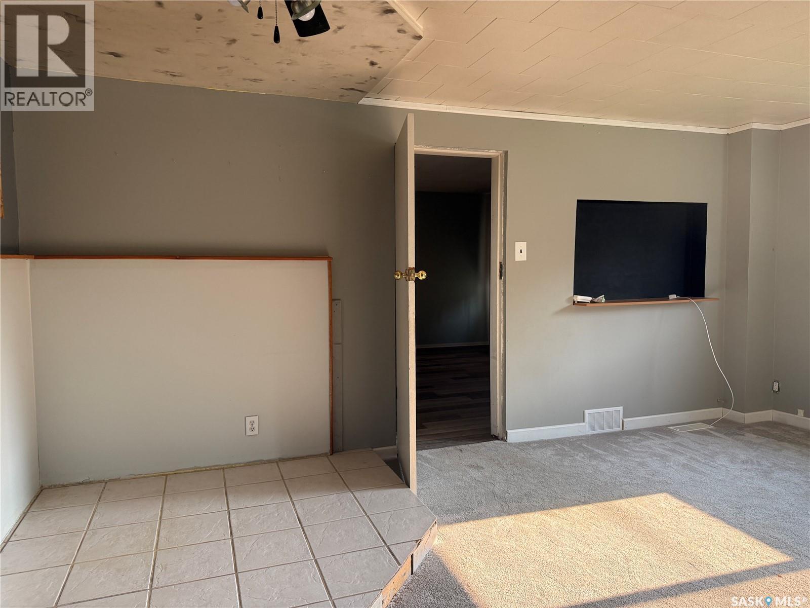 25 Home STREET W - Image 17