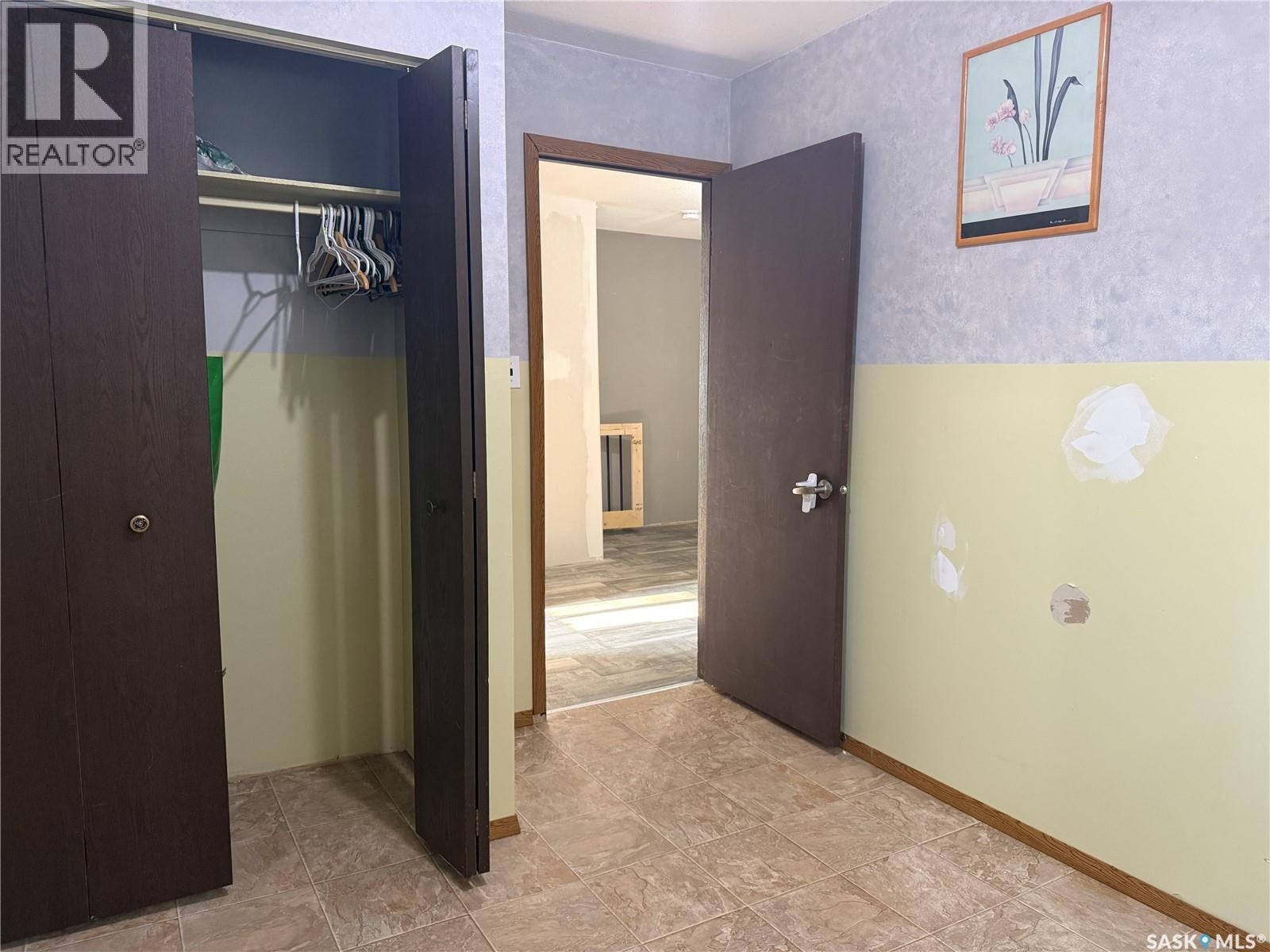 25 Home STREET W - Image 32