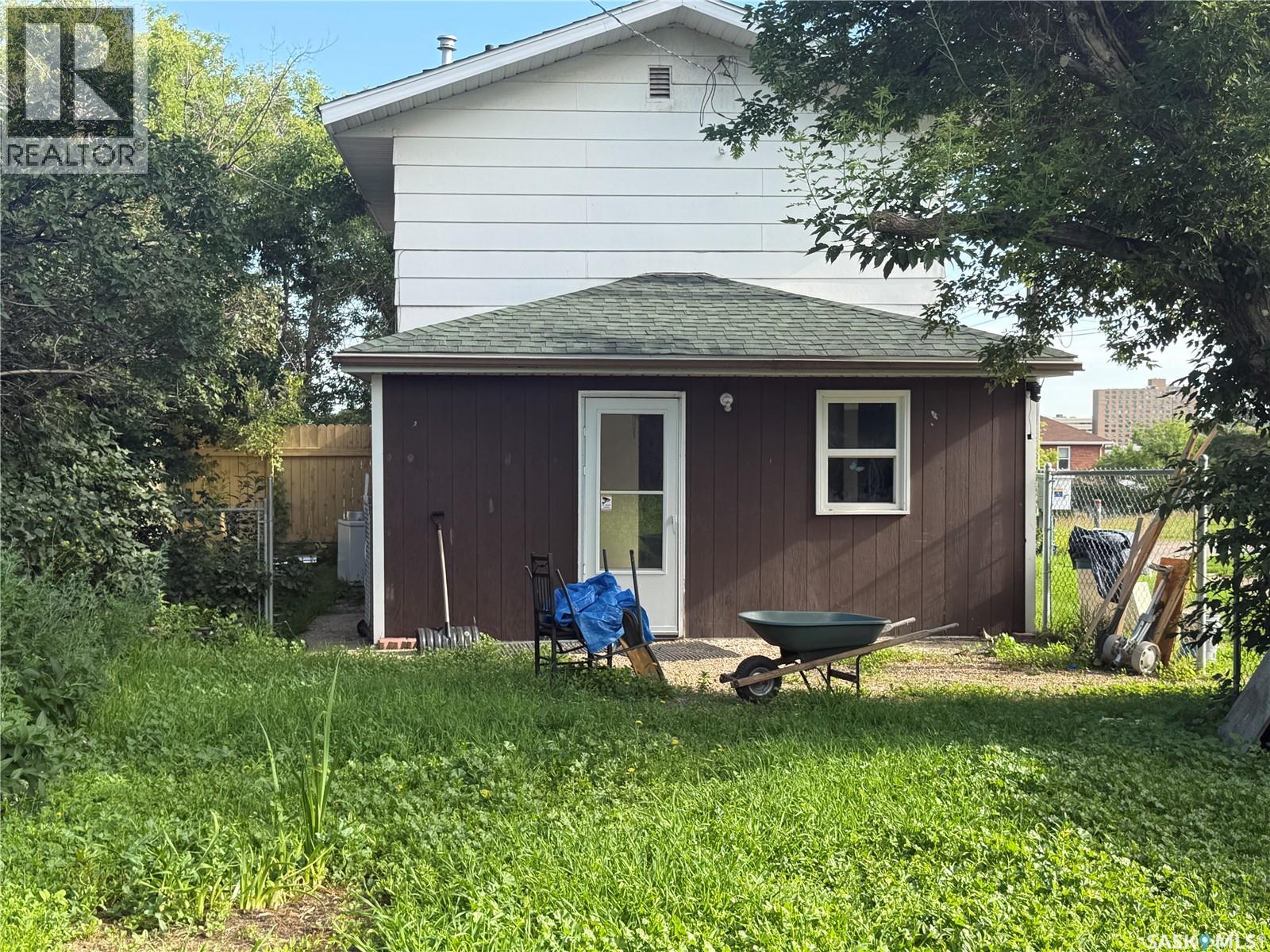 25 Home STREET W - Image 45