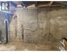25 Home Street W, Moose Jaw, SK S6H4X2 Photo 41
