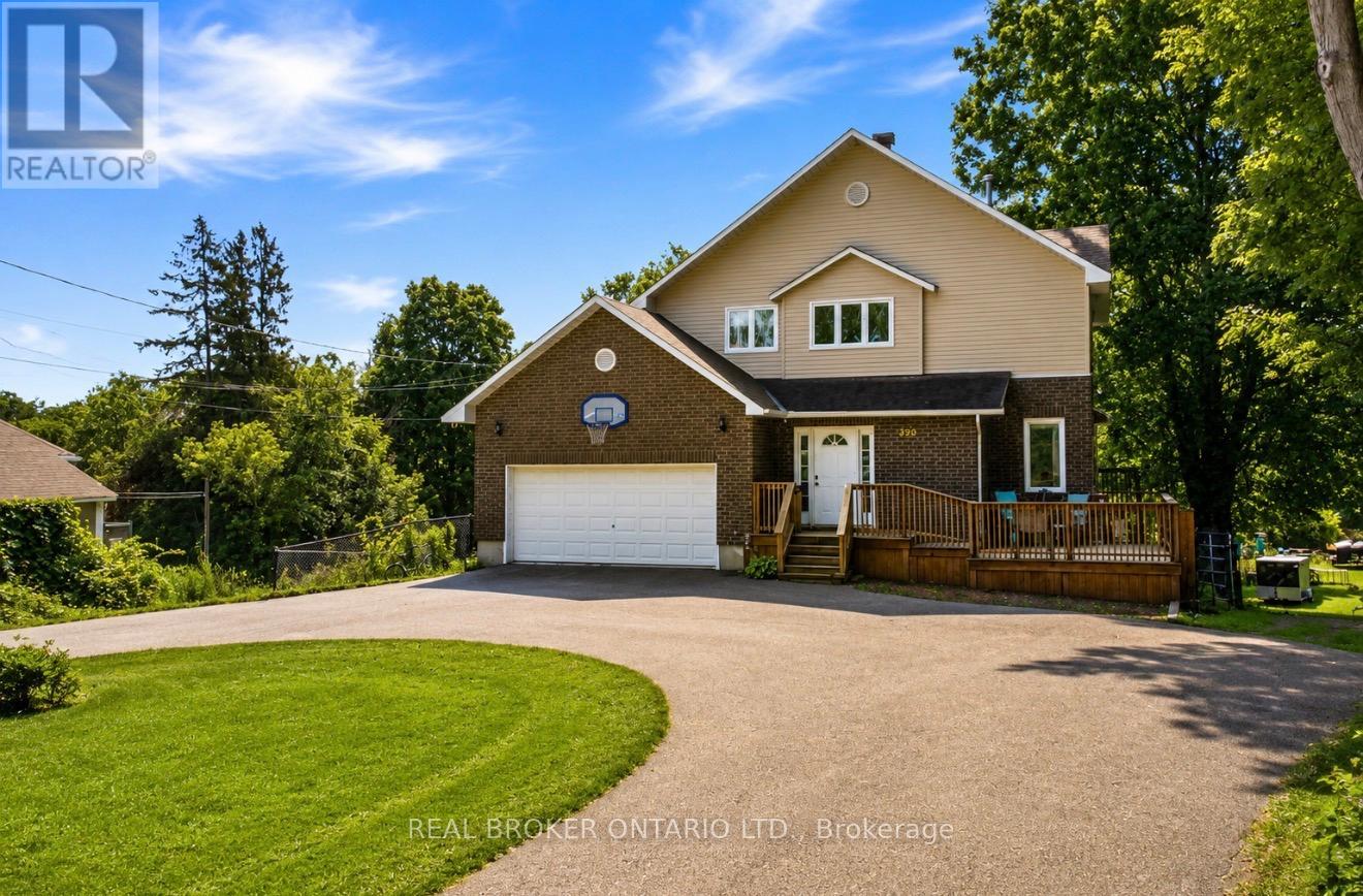 320 CLOTHIER STREET W - 1