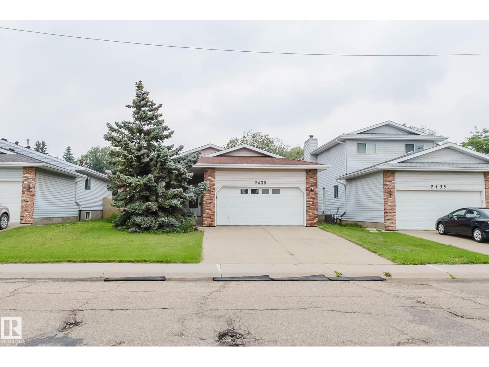 2439 112 ST NW, Blue Quill, Edmonton photo 1