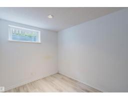 2439 112 St Nw, Edmonton, AB T6J4N7 Photo 58