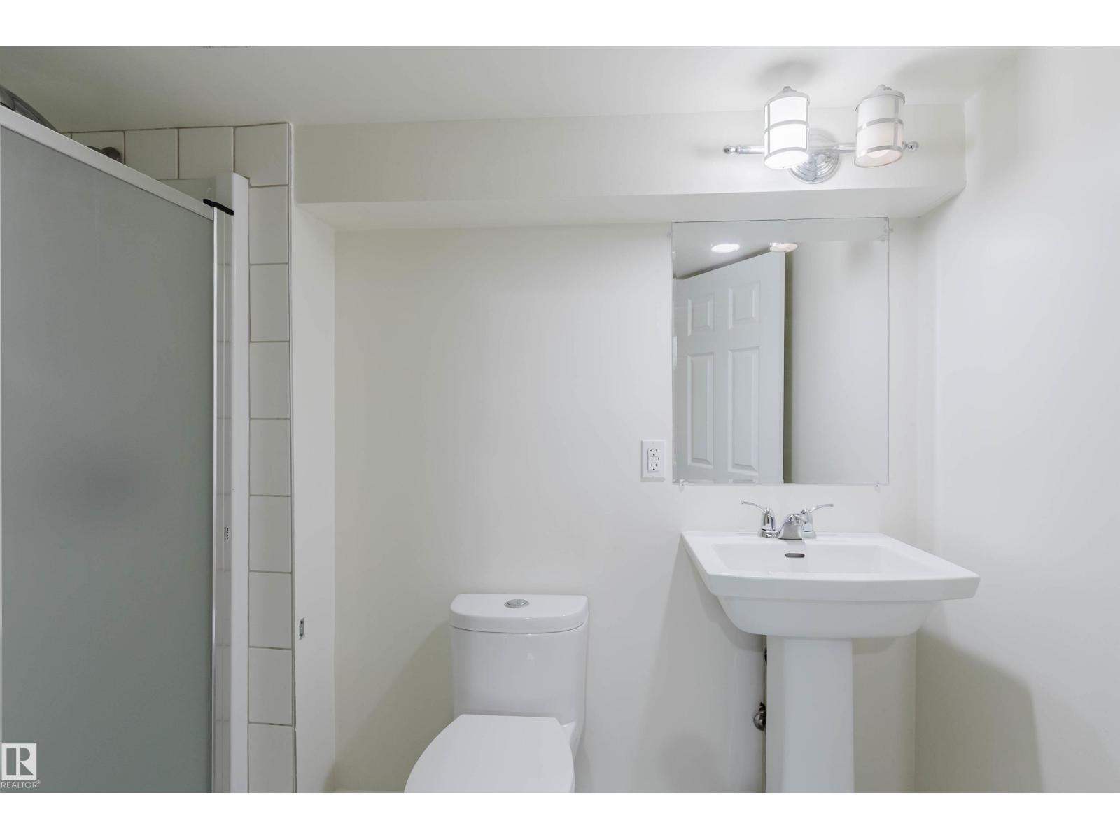 2439 112 ST NW - 51