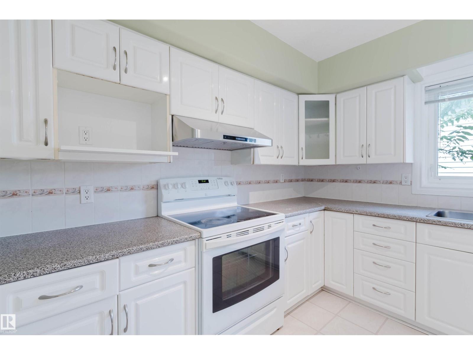 2439 112 ST NW - 30