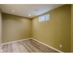 2439 112 St Nw, Edmonton, AB T6J4N7 Photo 41