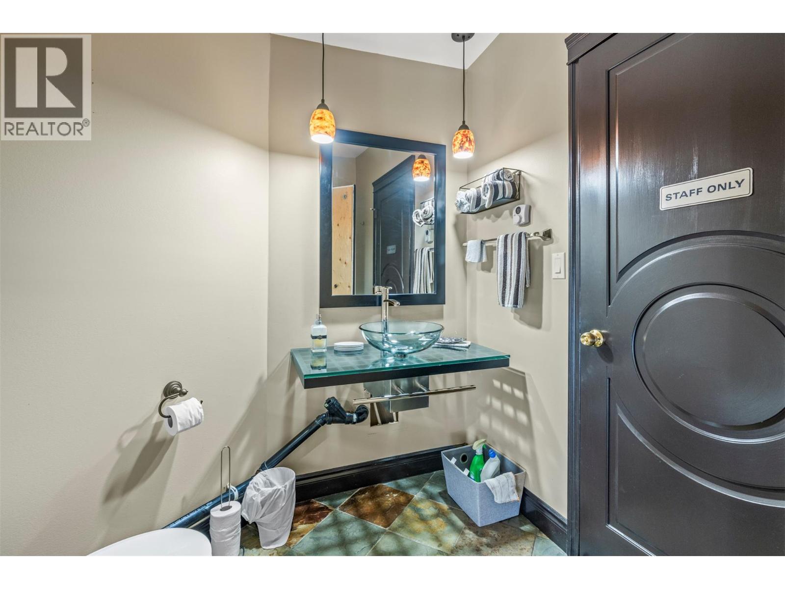 4105 Pleasant Valley Road - Image 16
