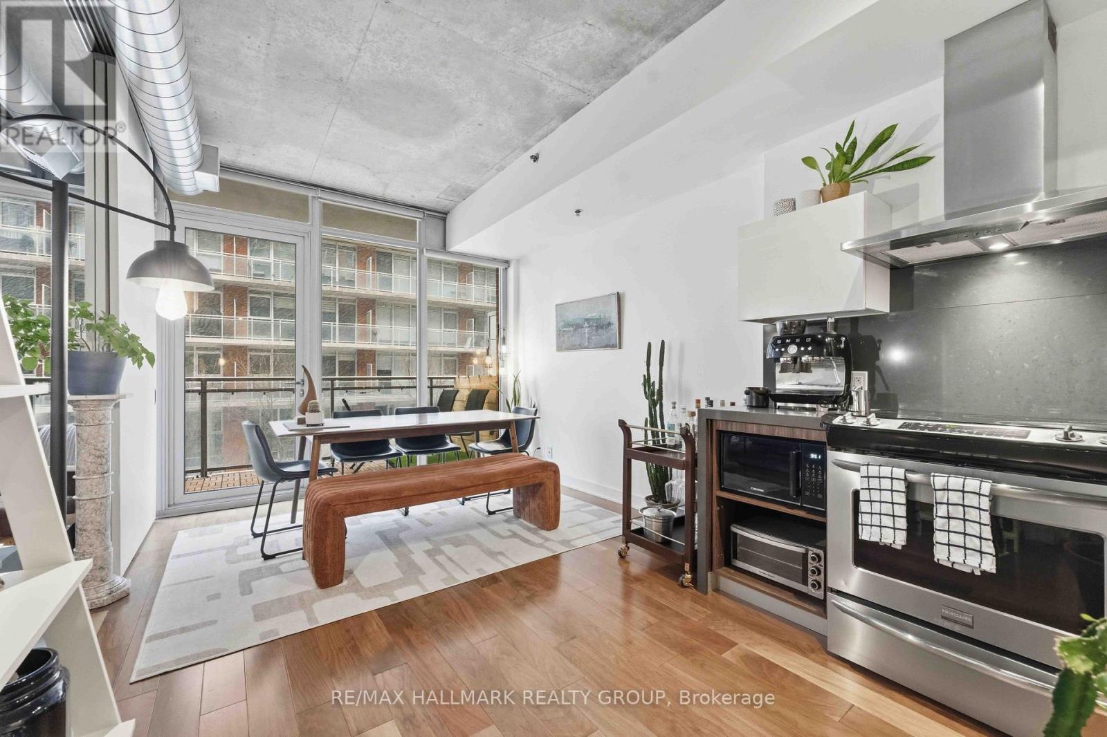 #313 360 MCLEOD STREET - 12