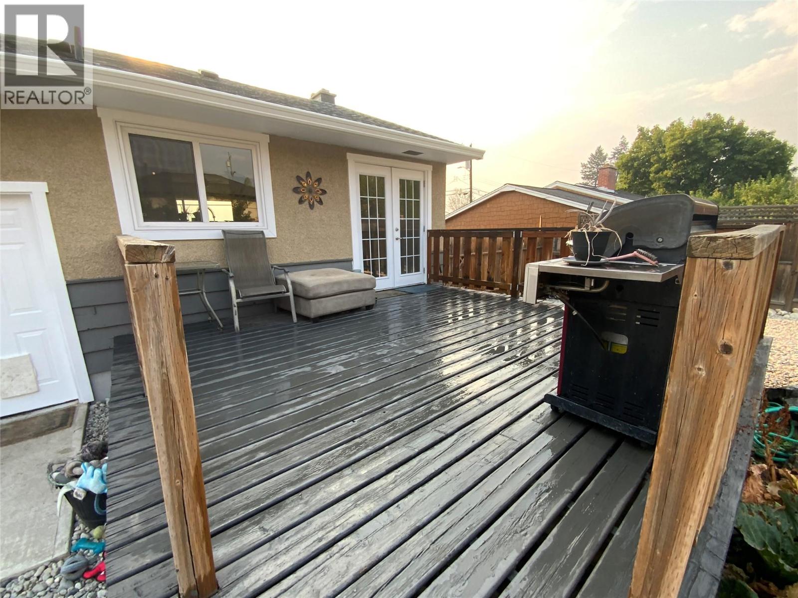 1134 WOODLANDS Drive - 5