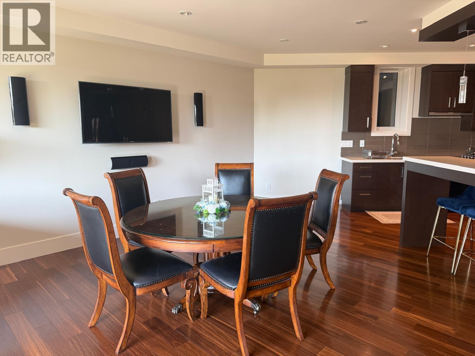 1355 WHITBY ROAD, West Vancouver