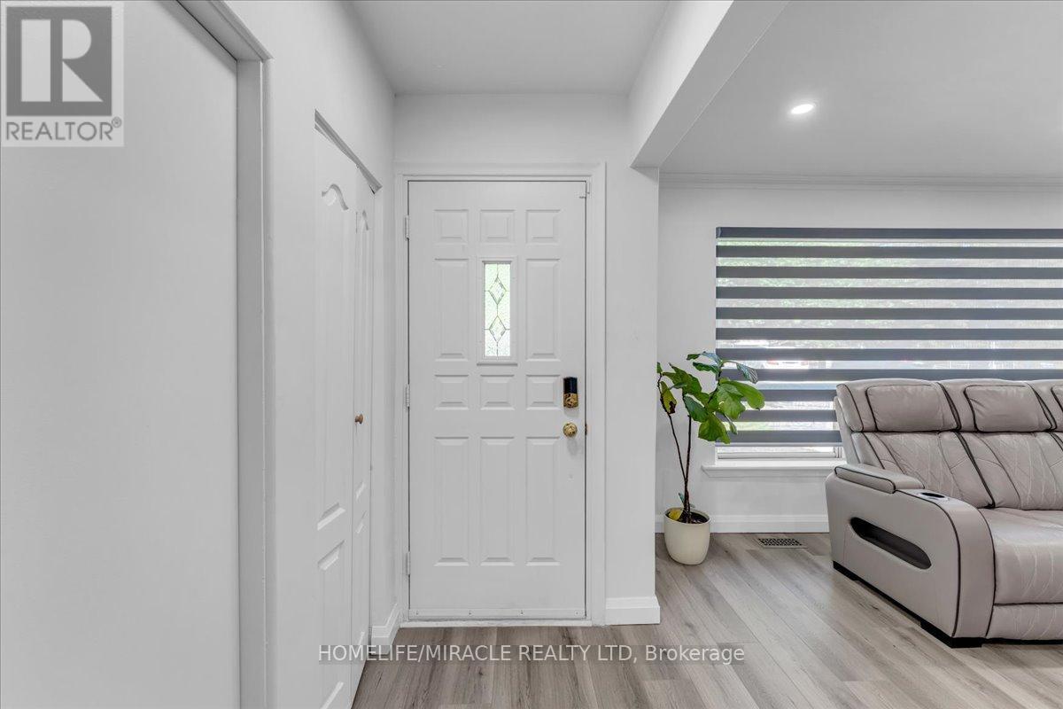 1238 PHARMACY AVENUE - 4