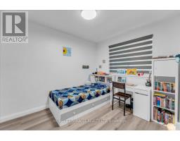 1238 Pharmacy Avenue, Toronto, ON M1R2H9 Photo 14