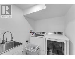 1238 Pharmacy Avenue, Toronto, ON M1R2H9 Photo 19