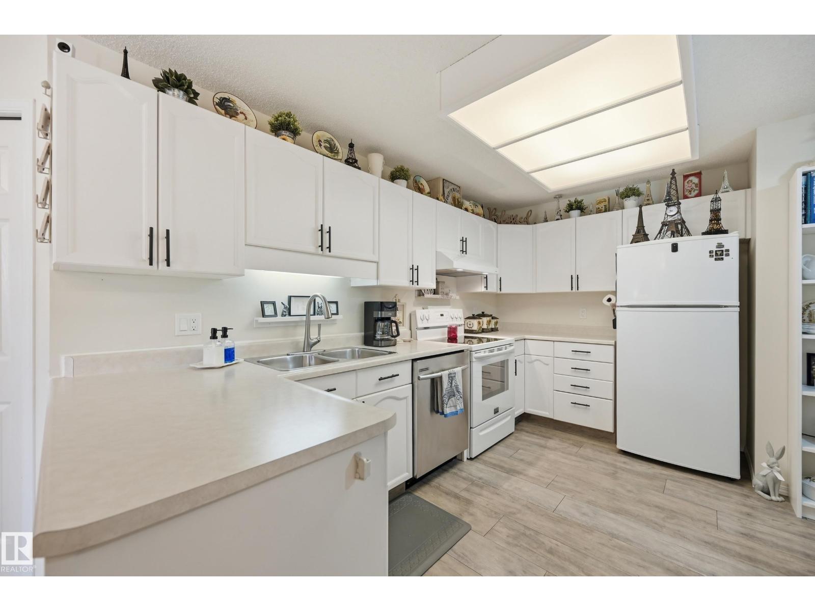 #208 9760 176 ST NW - 9