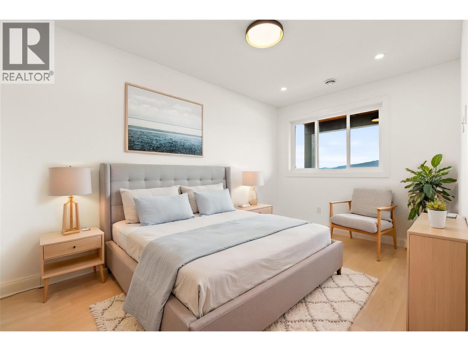 8924 Tavistock Road - 42