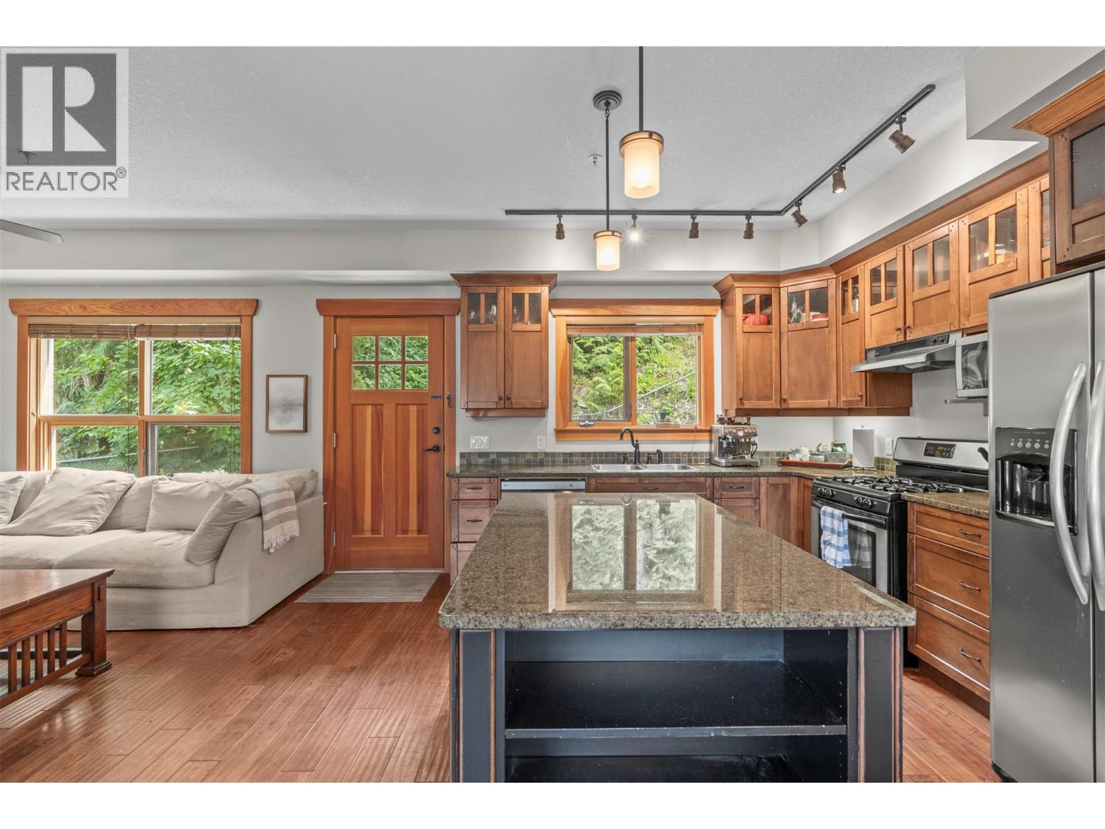 16 2479 Eagle Bay Road, Blind Bay