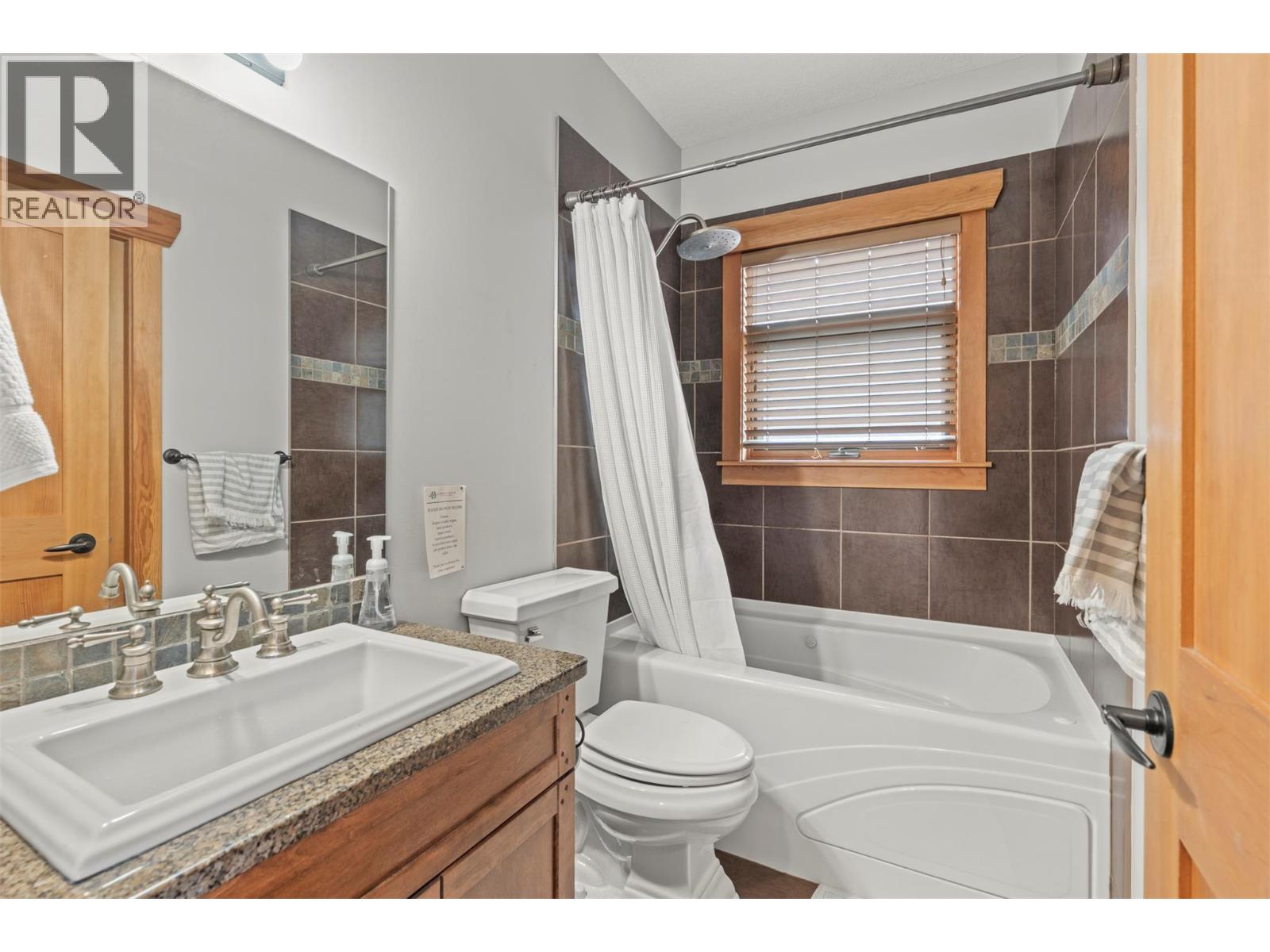 #16 2479 Eagle Bay Road - 44