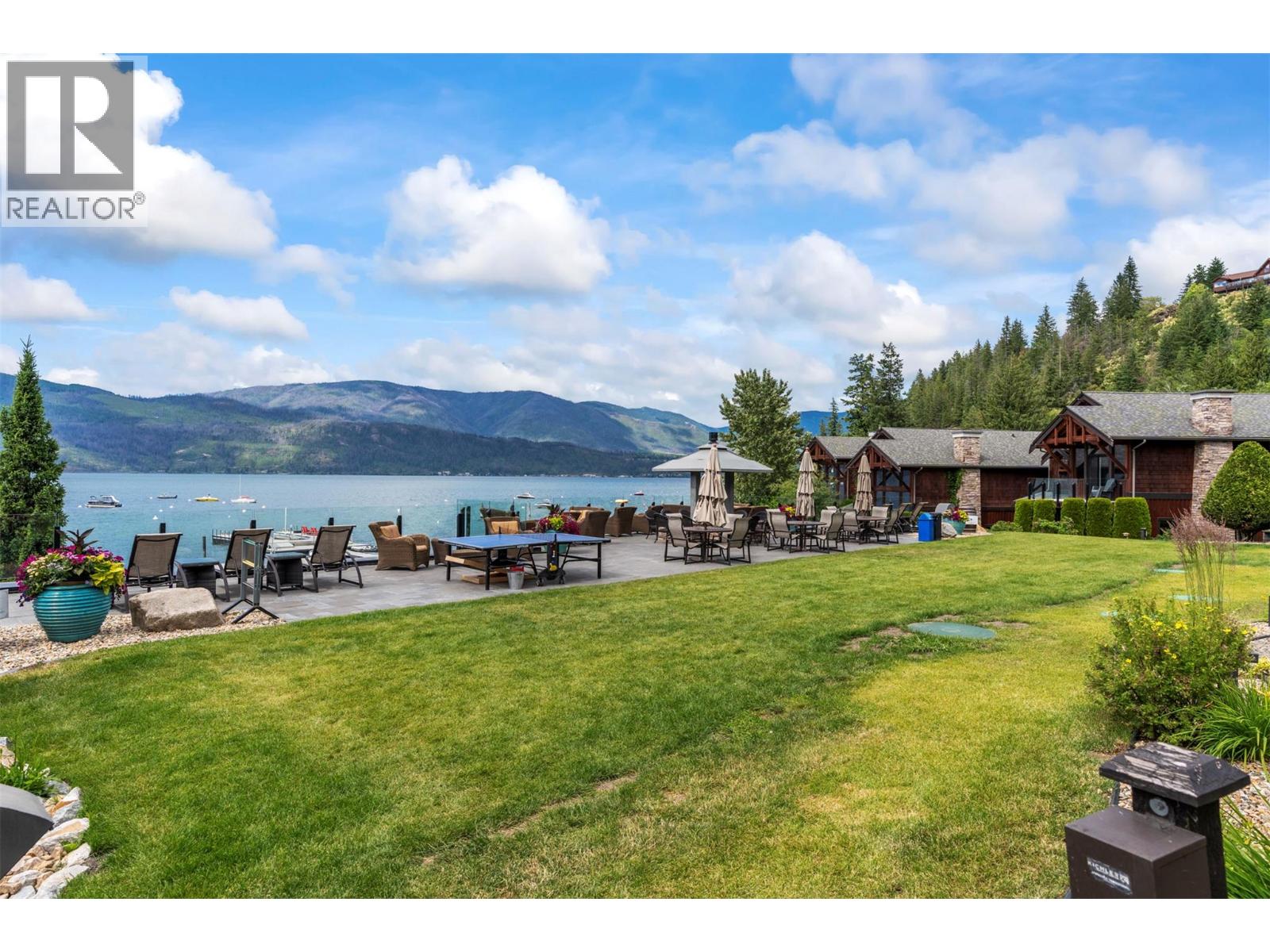 16 2479 Eagle Bay Road, Blind Bay