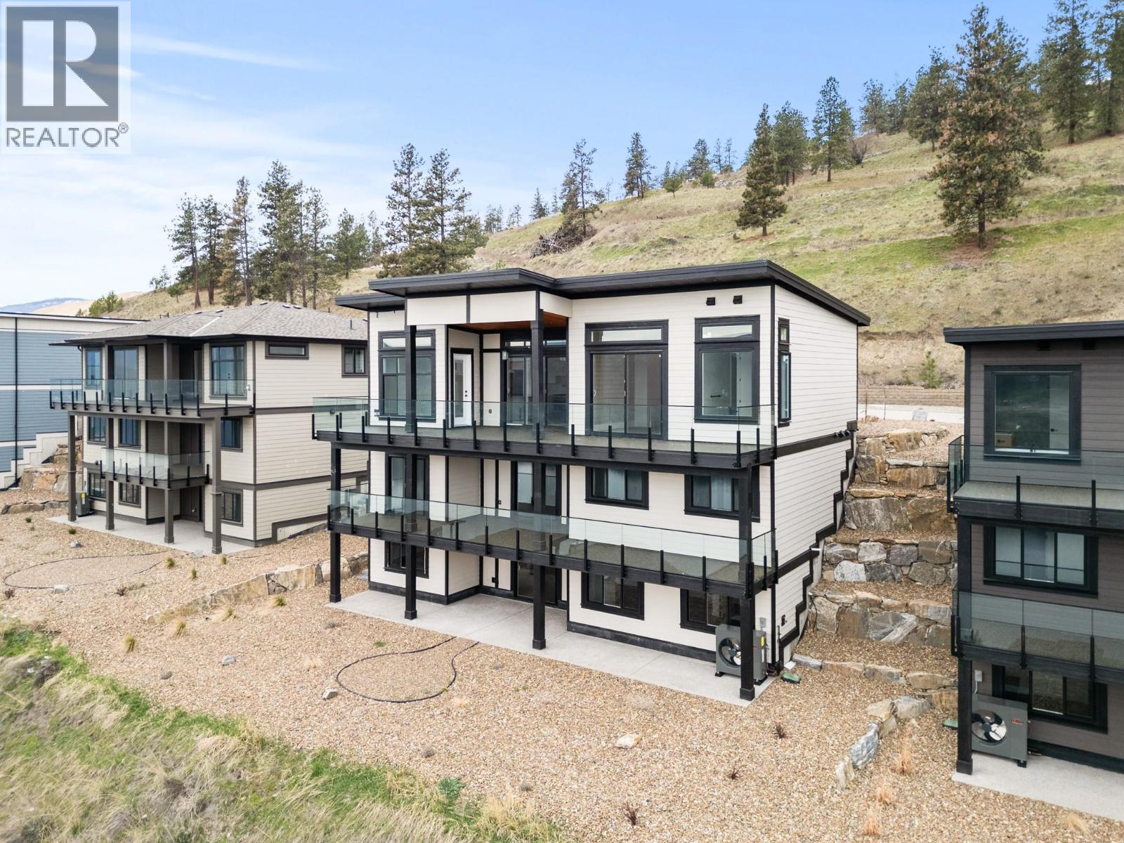8924 Tavistock Road - 56
