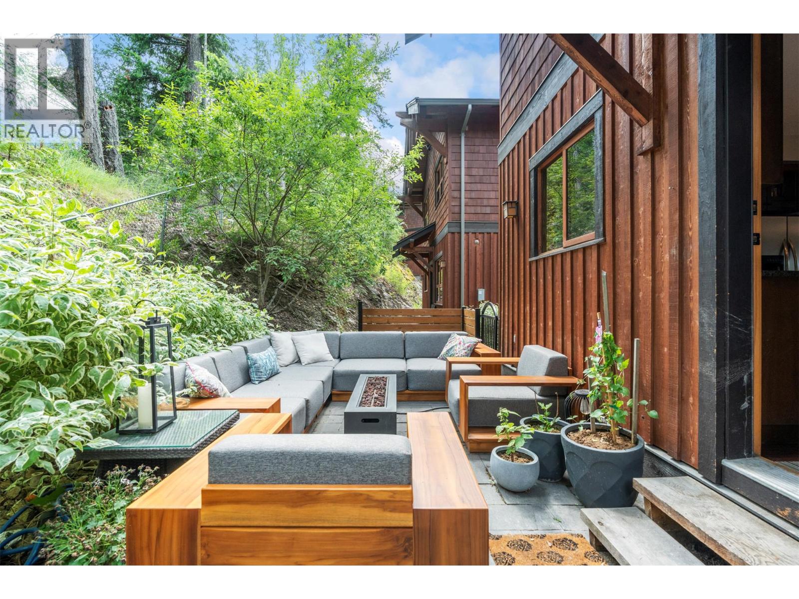 16 2479 Eagle Bay Road, Blind Bay