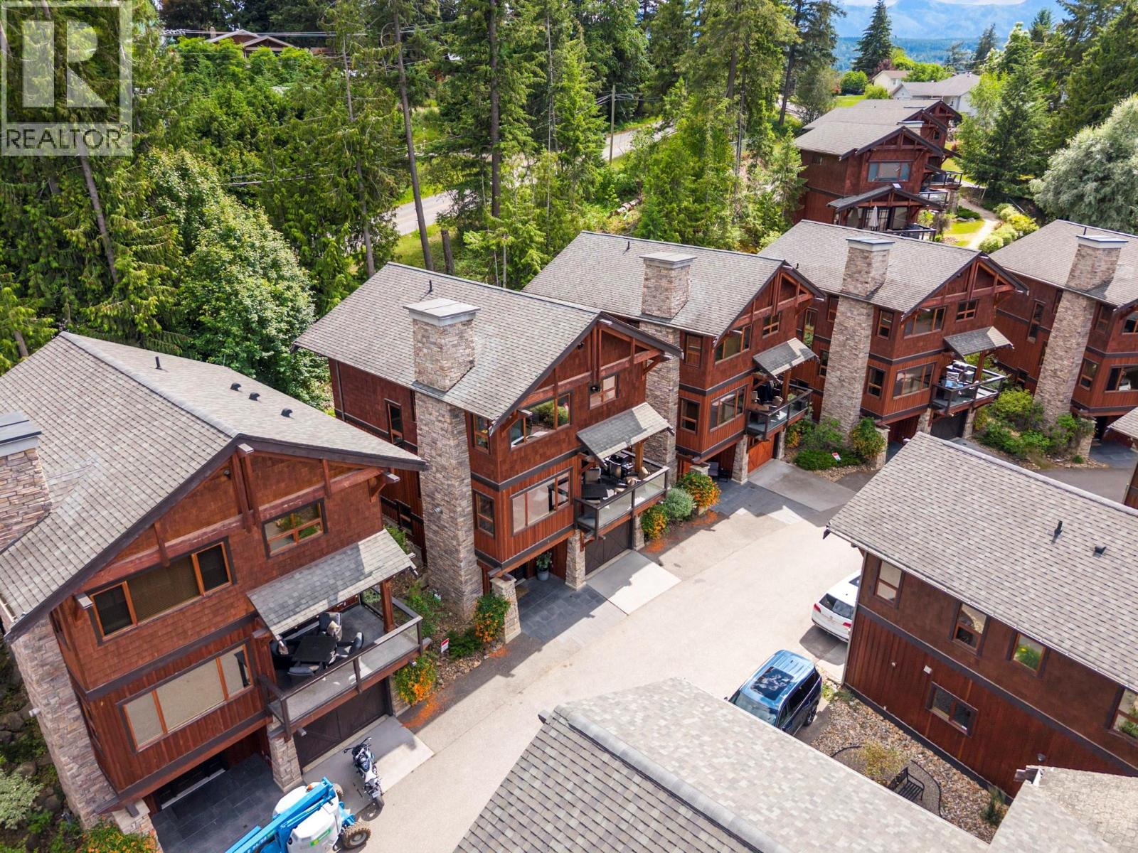 16 2479 Eagle Bay Road, Blind Bay