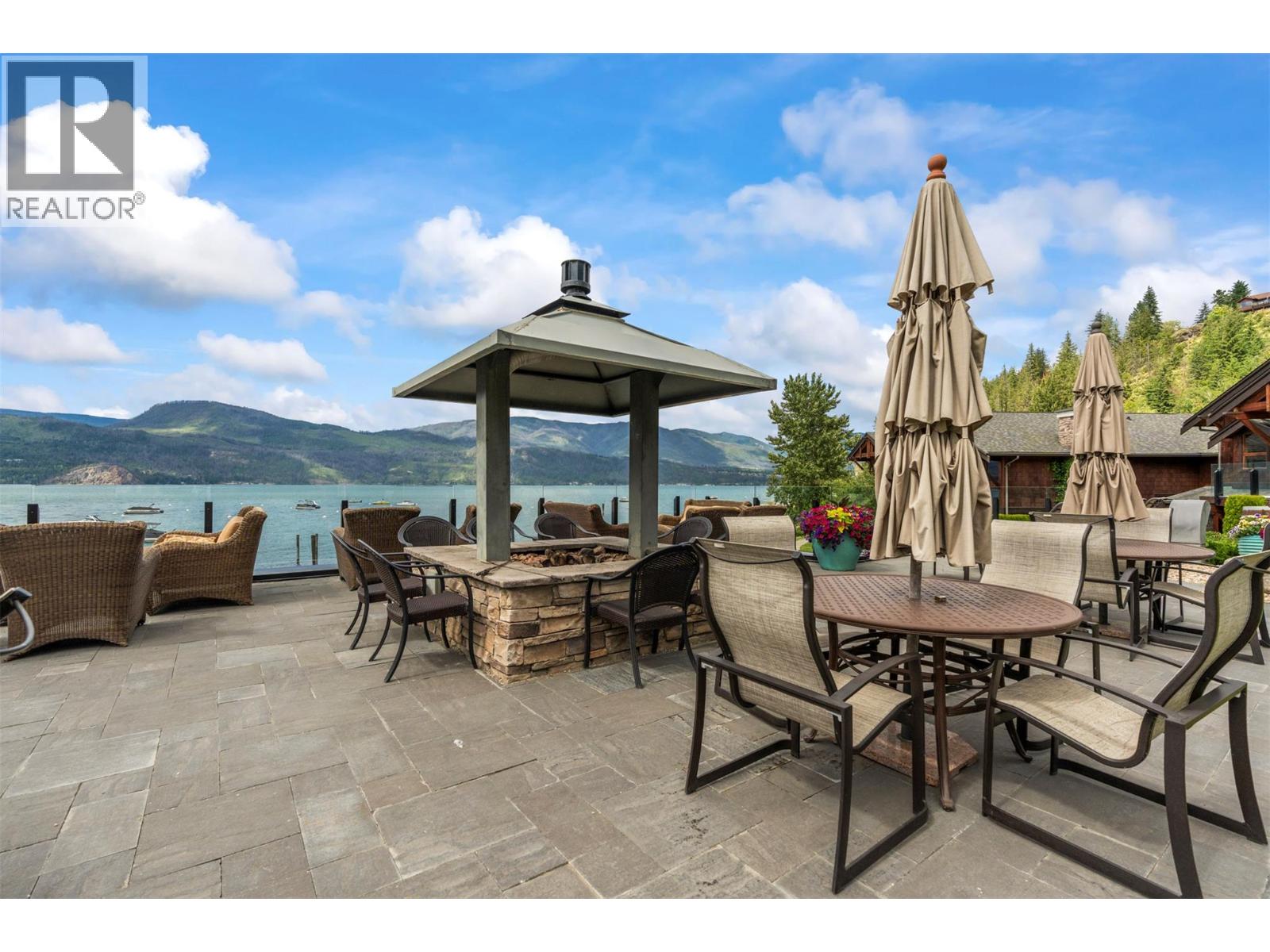 16 2479 Eagle Bay Road, Blind Bay