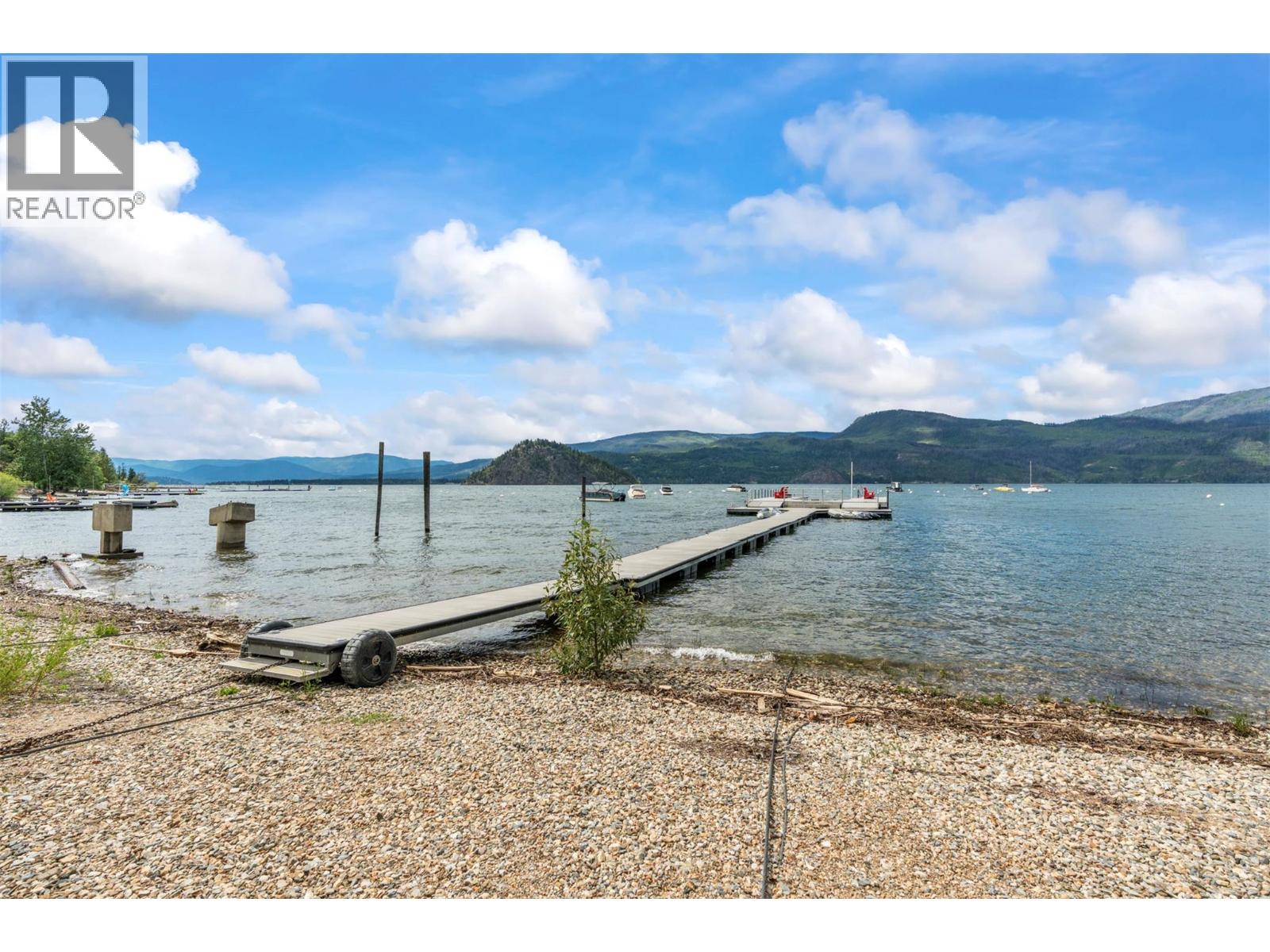 16 2479 Eagle Bay Road, Blind Bay