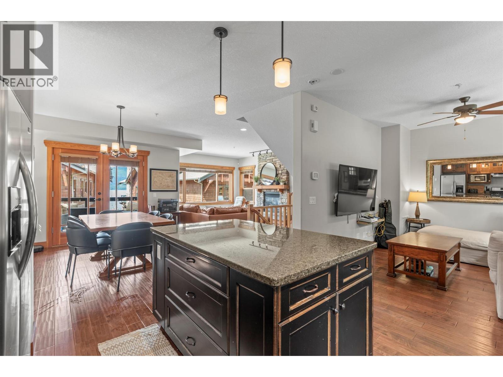 16 2479 Eagle Bay Road, Blind Bay