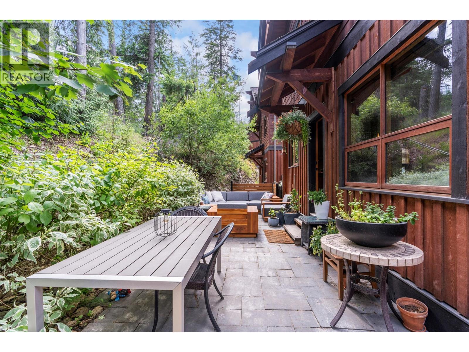 16 2479 Eagle Bay Road, Blind Bay