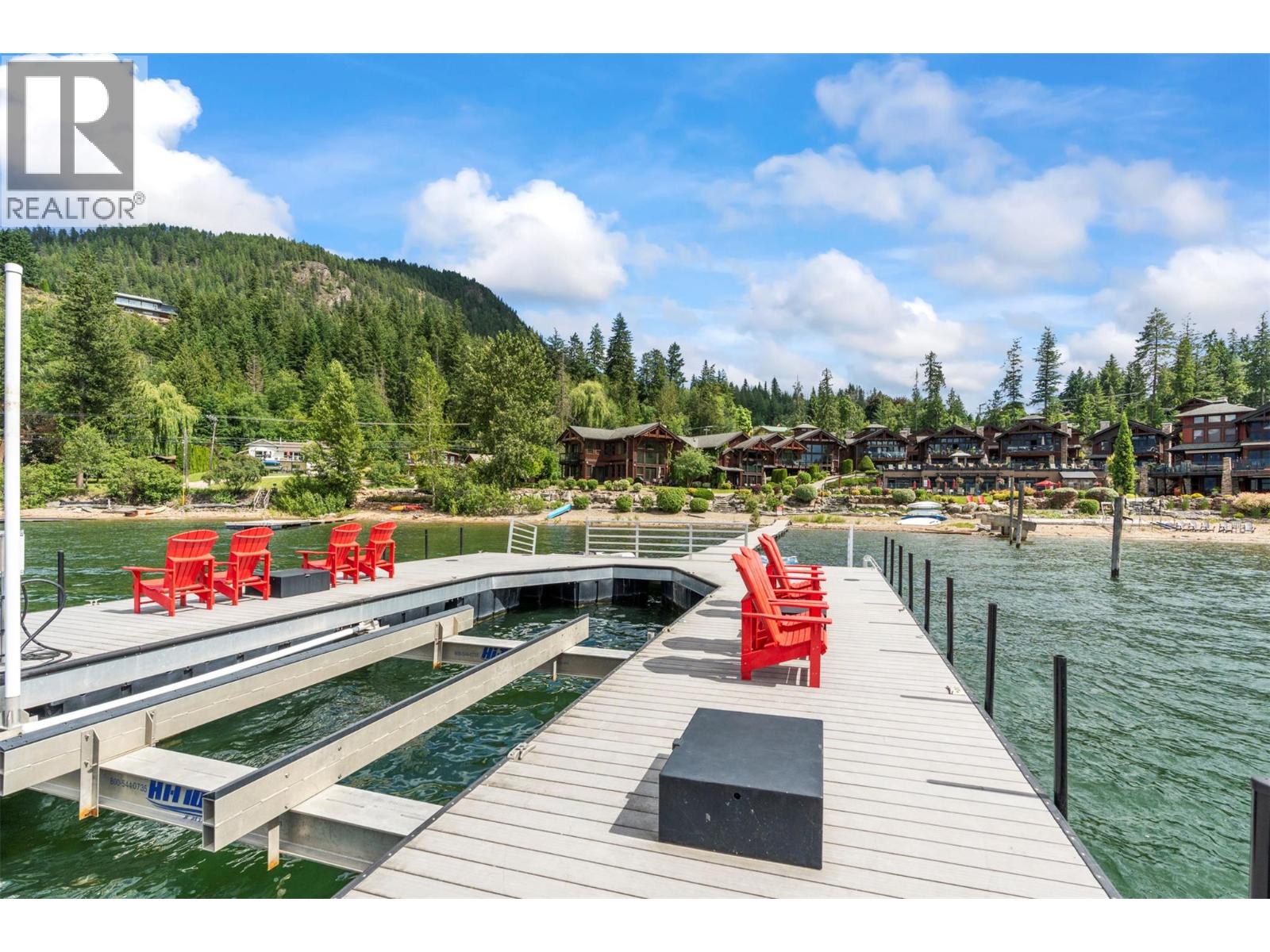 16 2479 Eagle Bay Road, Blind Bay