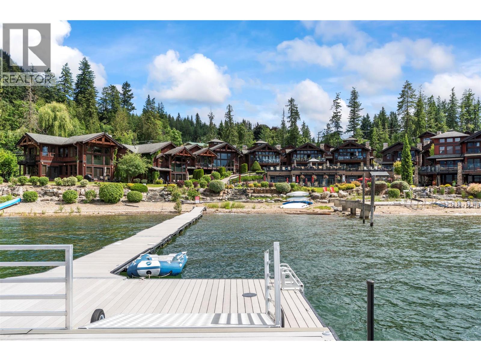 16 2479 Eagle Bay Road, Blind Bay
