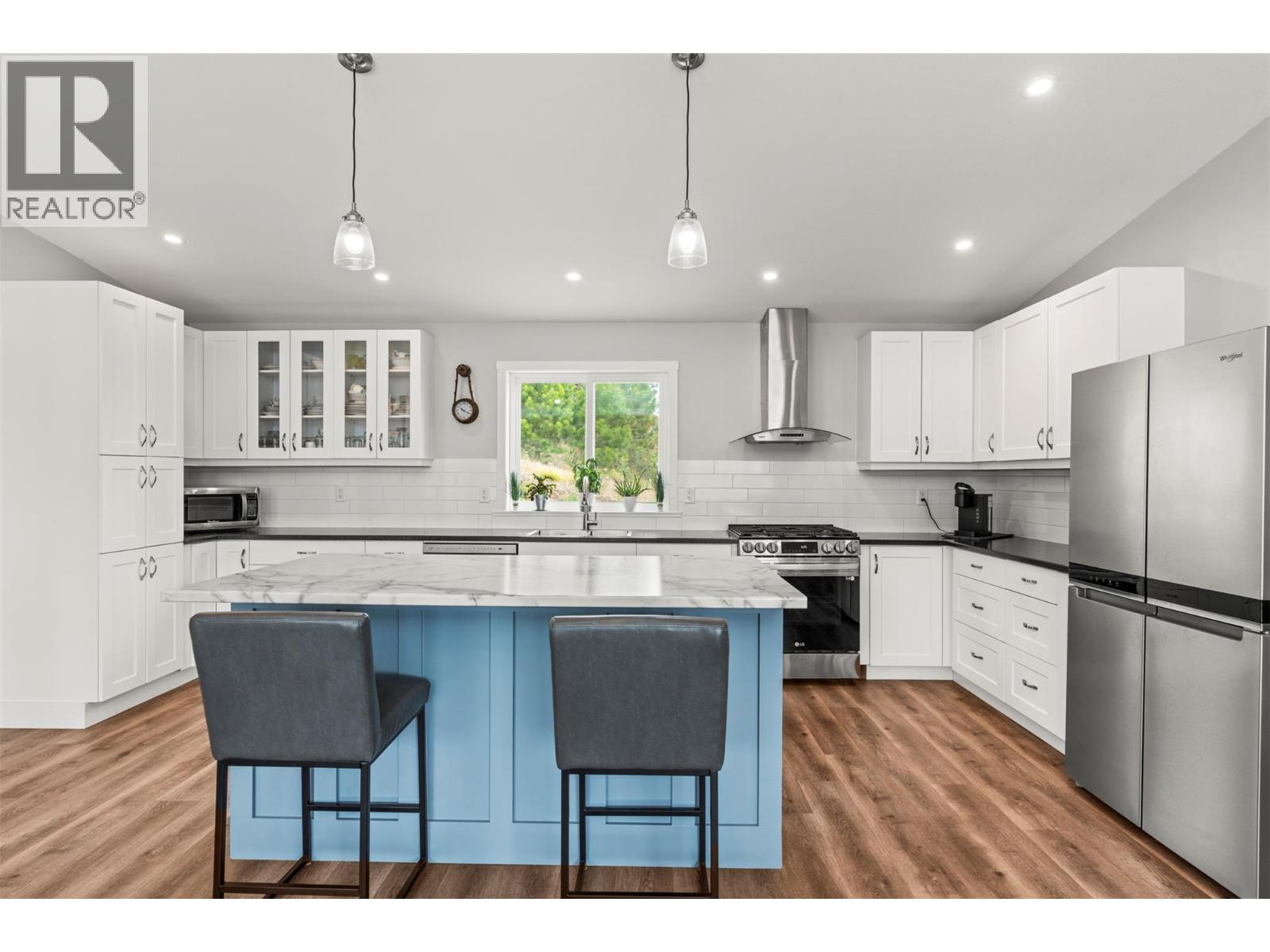 36 Spruce Drive - Image 30