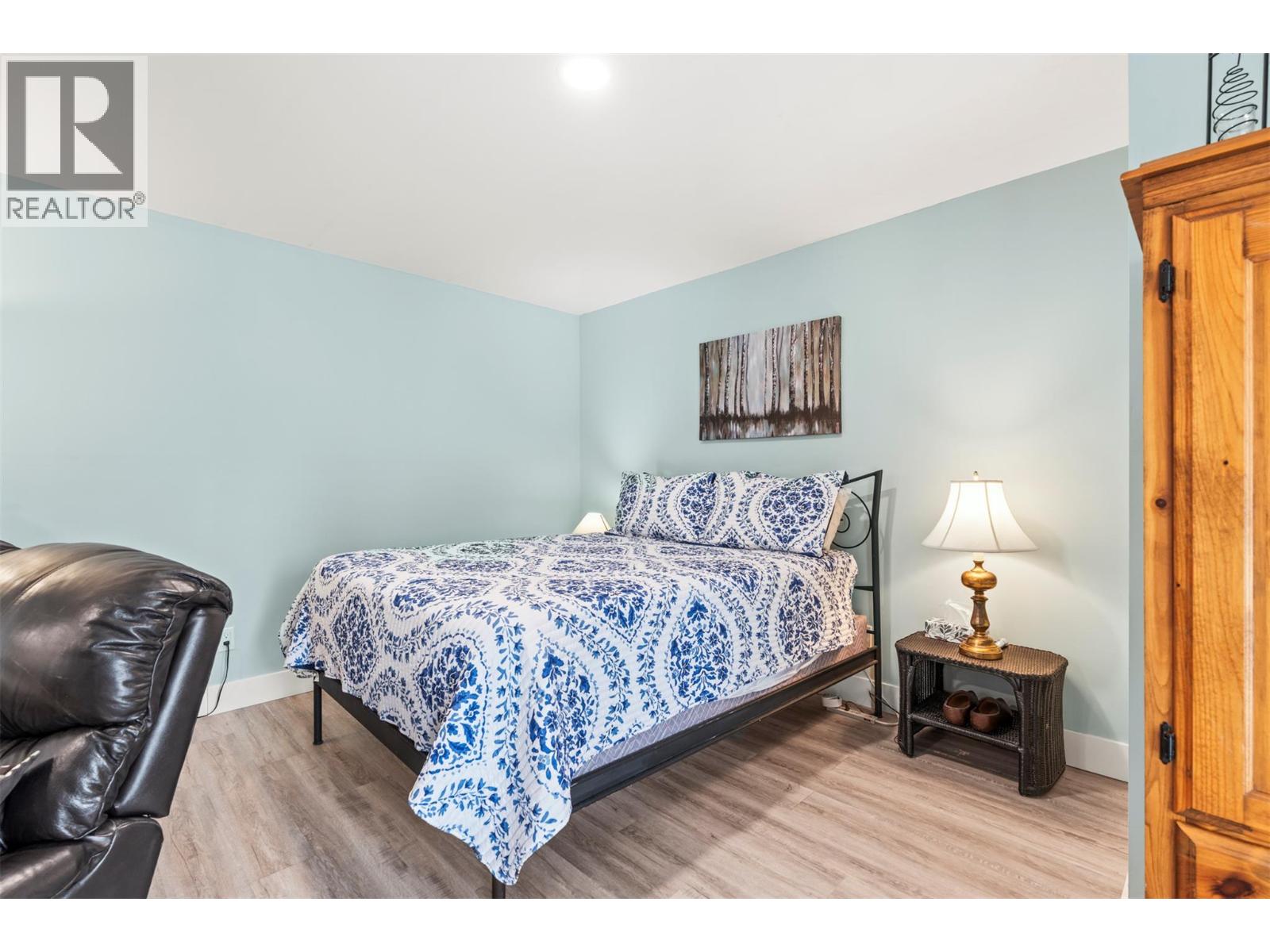 36 Spruce Drive - Image 55