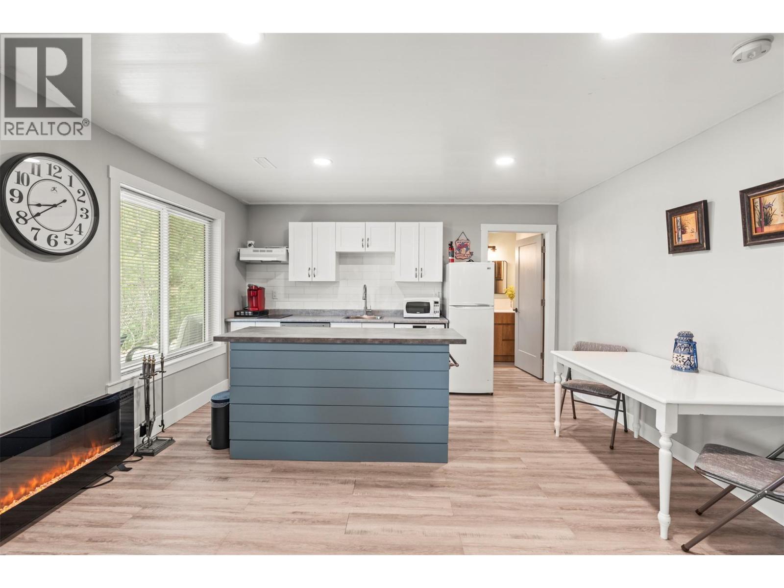 36 Spruce Drive - Image 56