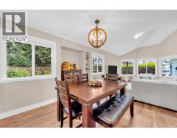 1318 Mclellan Drive, Coquitlam, BC V3E2K3 Photo 10