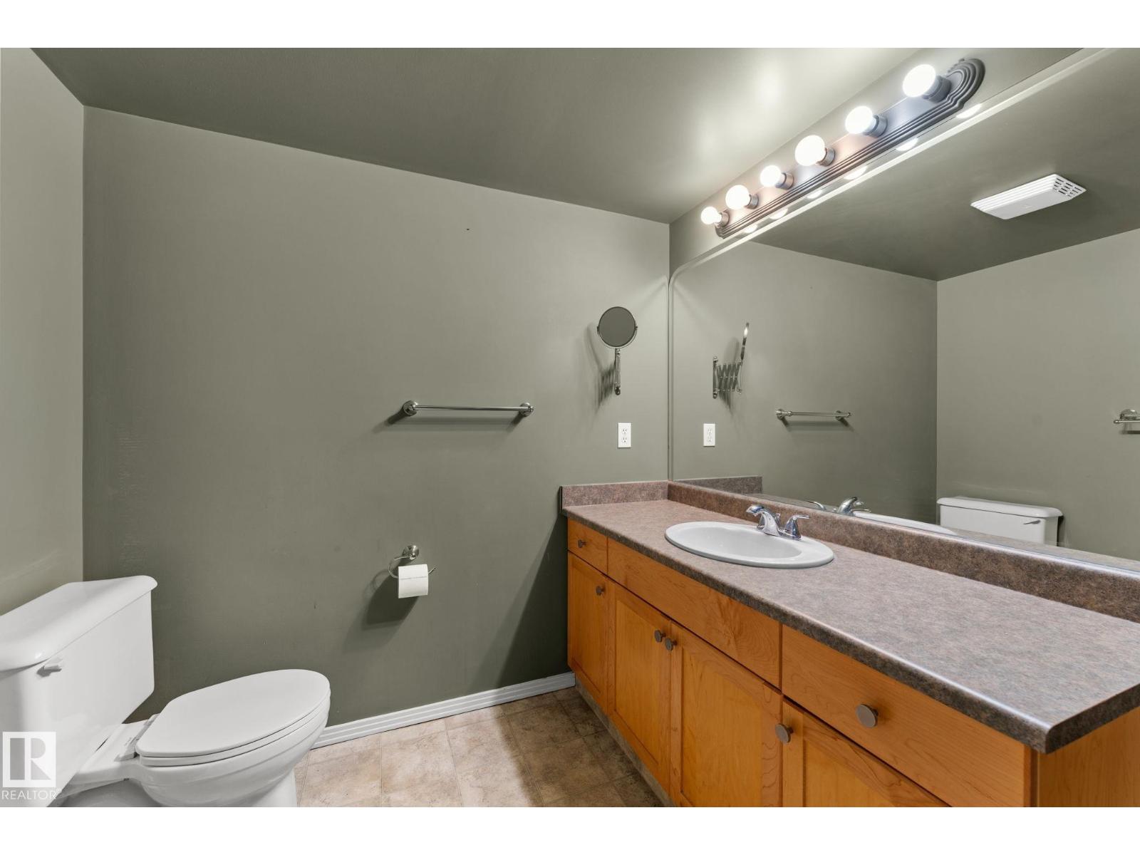 #203 8909 100 ST NW - 30