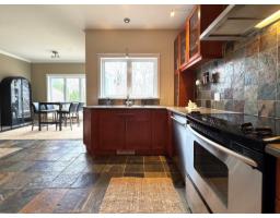 131 Rue Radmore, Gatineau, QC J8R3T7 Photo 17