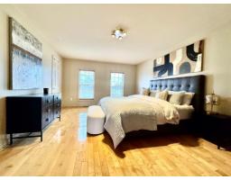 131 Rue Radmore, Gatineau, QC J8R3T7 Photo 24
