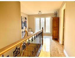 131 Rue Radmore, Gatineau, QC J8R3T7 Photo 22