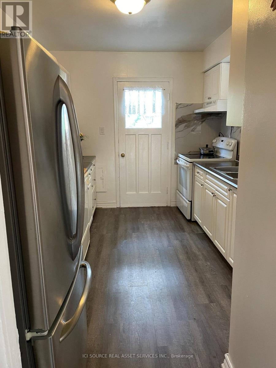 532 APPLEBY LINE - 3