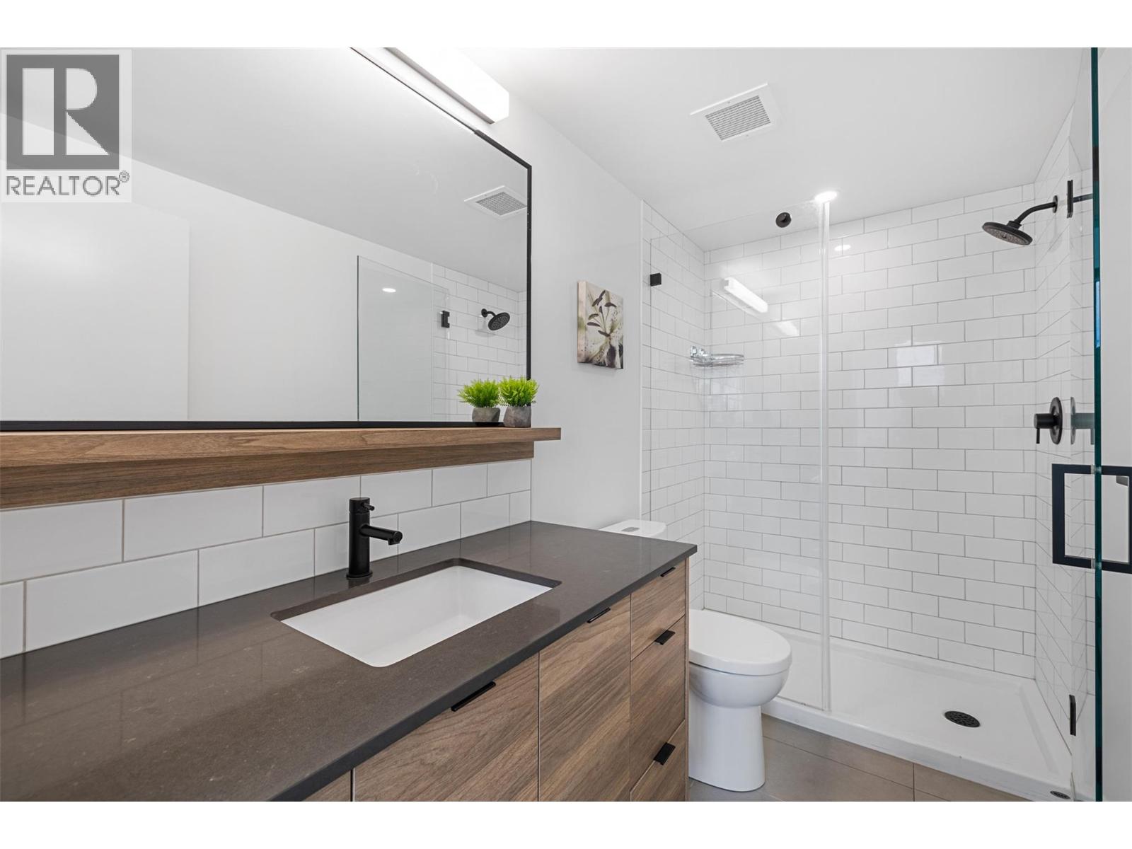 905 1471 St Paul Street, Kelowna