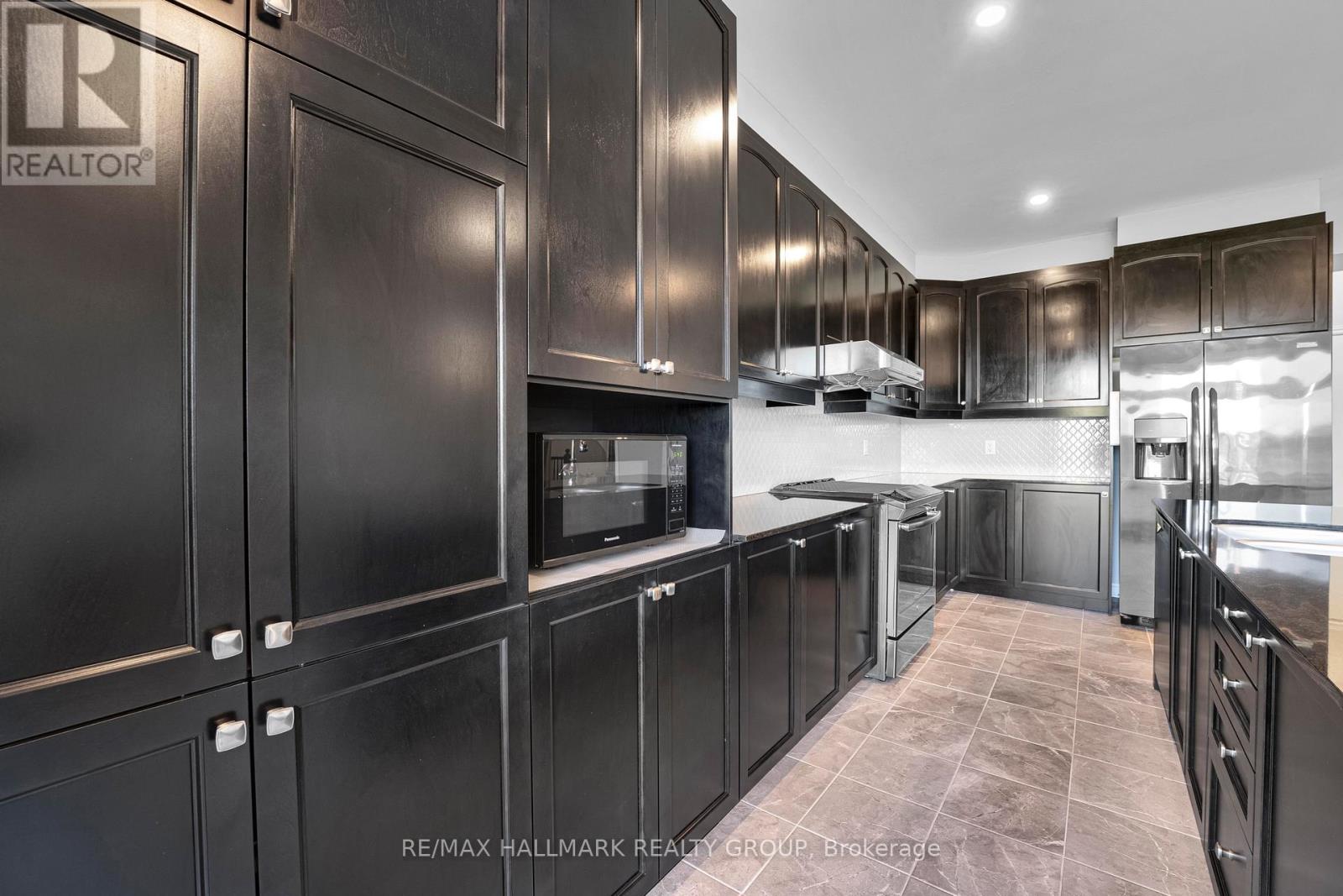 305 SWEETCLOVER WAY - 10