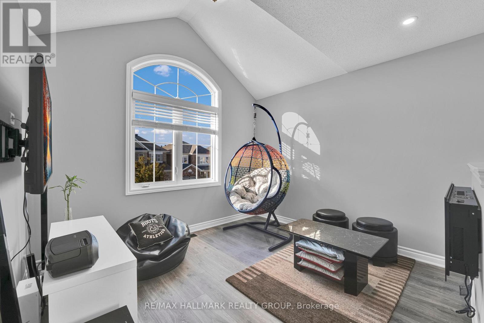 305 SWEETCLOVER WAY - 25