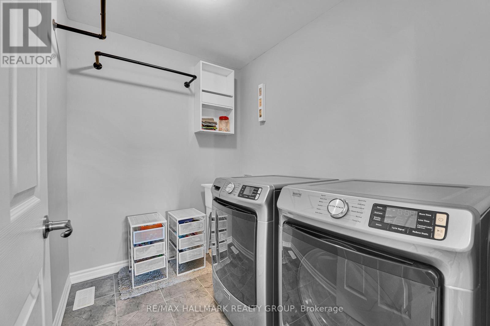 305 SWEETCLOVER WAY - 27